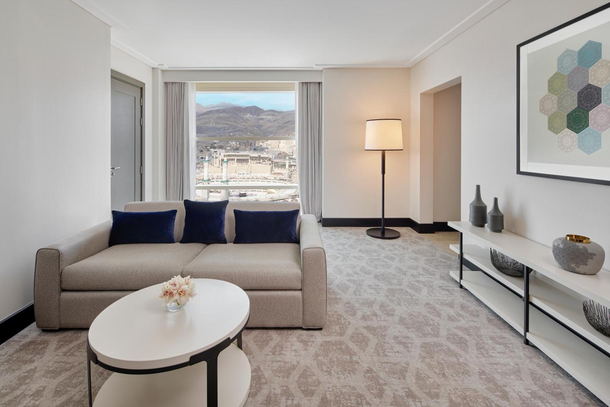 الشقق الفندقية مكةفي  Address Jabal Omar Makkah المظهر الخارجي الصورة A living room at the hotel